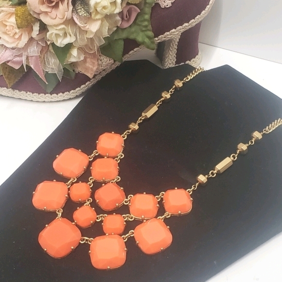 Stella & Dot Jewelry - Stella & Dot Peach Statement Necklace